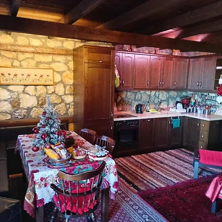 Matinas House Náusza Imathíasz